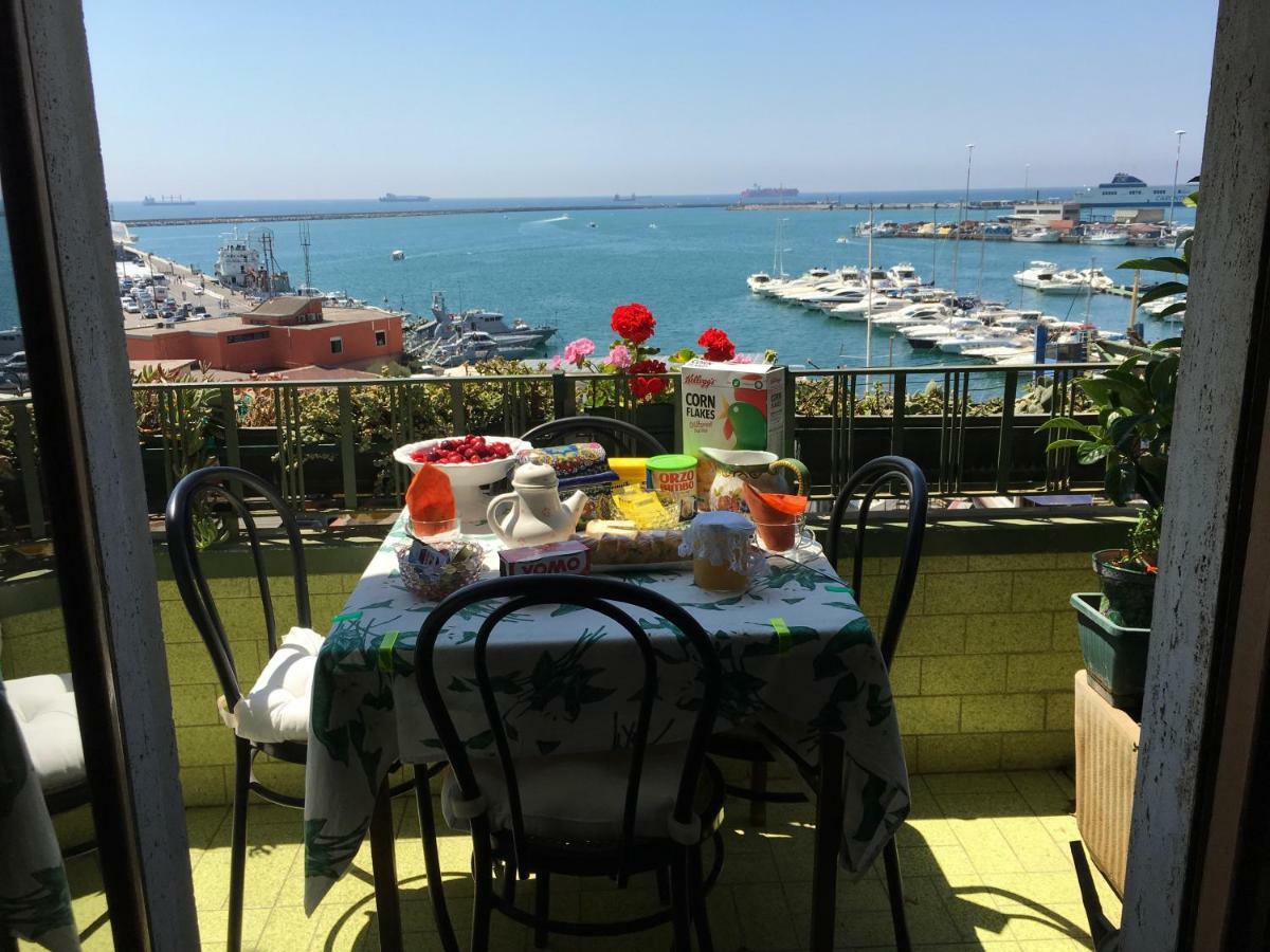 Abitare Sul Porto Hotell Salerno Eksteriør bilde