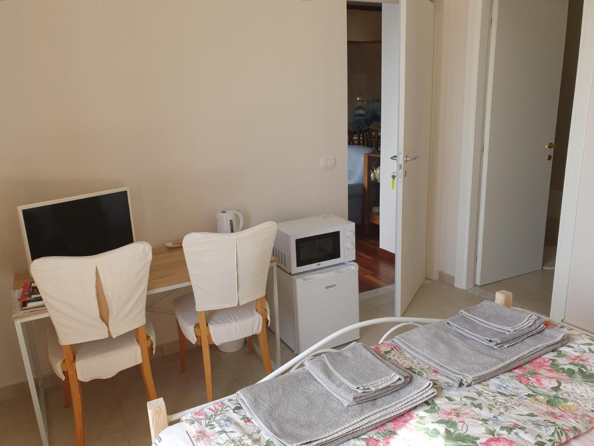Abitare Sul Porto Hotell Salerno Eksteriør bilde