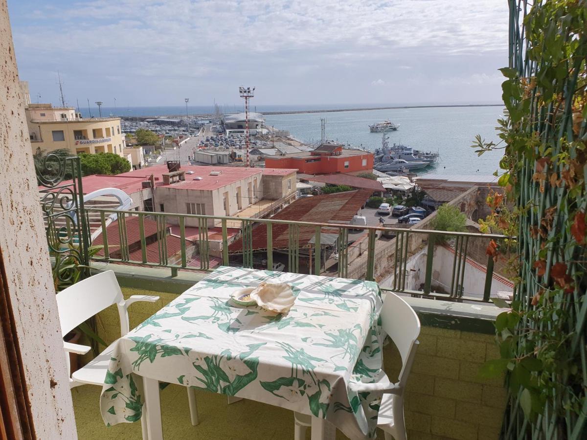 Abitare Sul Porto Hotell Salerno Eksteriør bilde